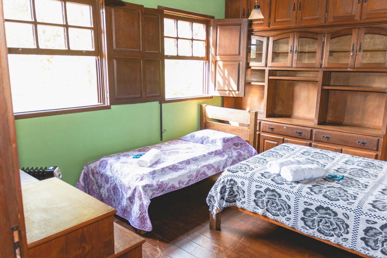 Em tiradentes, Minas Gerais, CASA TÍPICA E ESPAÇOSA EM TERRENO ARBORIZADO Exterior foto
